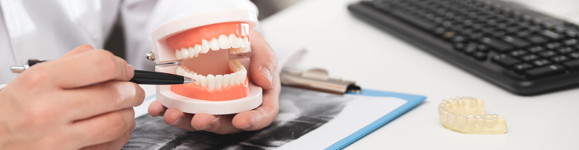 Sofort fester Zahnersatz in Bern mit Zahnimplantaten